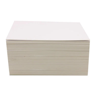 Papier mit Glanzbeschichtung auf Maßstab Weißes Kartonpapier AA AAA Qualität für Plakate Kalender