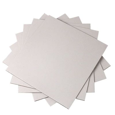 Verpackungskarton Grausche Scherbenkarte Kraftpapier mit laminiertem Grauskarton