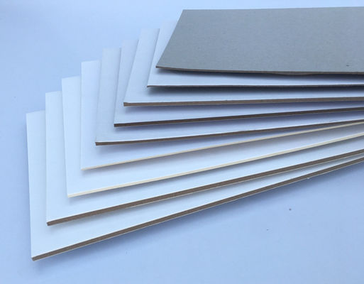 Warmverkauf 250gm Export Beschichtete Karte Karton Papier Beschichtete Duplexkarte Grauer Rücken Weißer Rücken