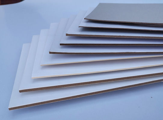 Feuchtigkeitsfeste Grautisch-Kartonbleche mit Beschichtung aus Grautisch-Gippboard-Papier 350gm