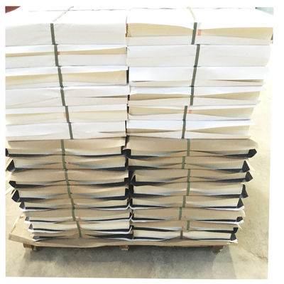 Standardgröße 787MM/889MM/1092MM/1194MM Roll Duplex Board Papier für Ihr Unternehmen
