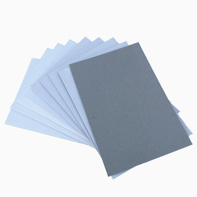 Duplexkartonpapier auf einer Seite