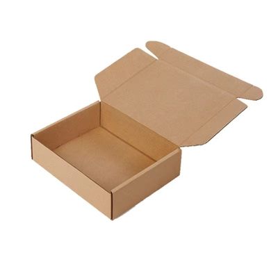 Starres Wellpappenpapier für die Verpackung von Bekleidung