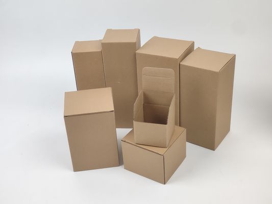 Ökofreundliche Versandbox, Wellkarton, Karton, Klappkarton, flache, starre Versandbox