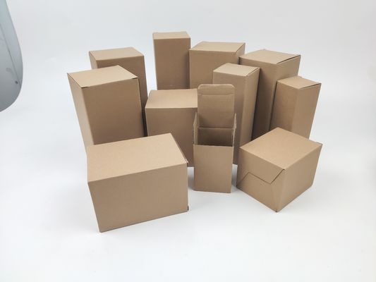 Ökofreundliche Versandbox, Wellkarton, Karton, Klappkarton, flache, starre Versandbox